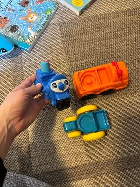 3 little people Toy Vehicles - Kids Toys